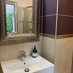 Helga Vendeghaz Pensionat 3*