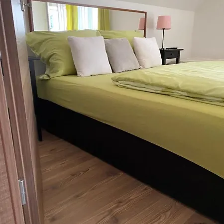 Helga Vendeghaz Guest house *