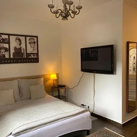Guest house Helga Vendeghaz *