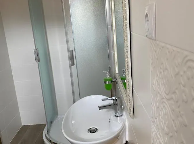 Guest house Helga Vendeghaz 3*