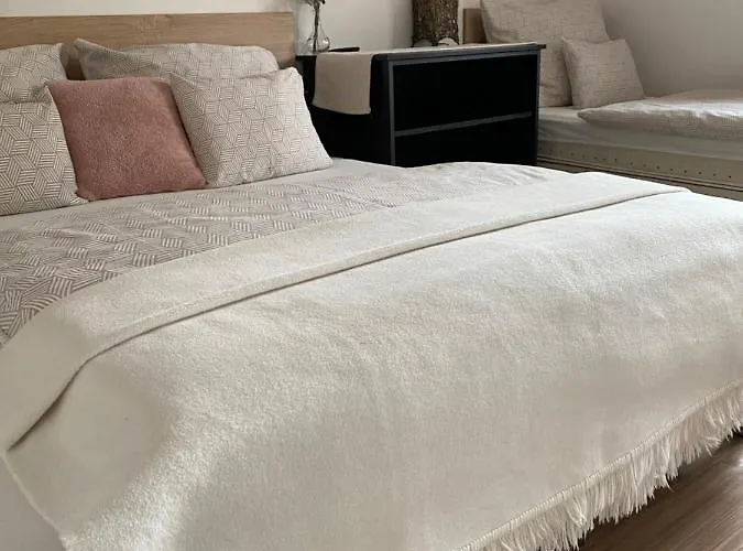 Helga Vendeghaz Guest house 3*