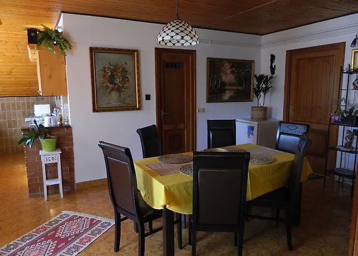 Helga Vendeghaz Maison d'hôtes 3*